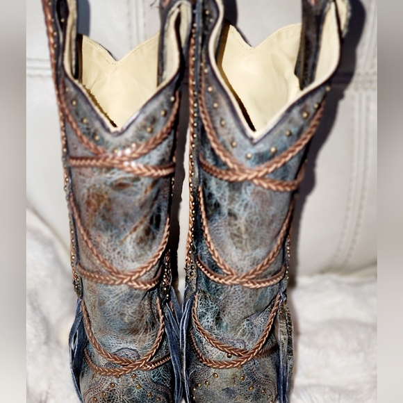 Corral boots, snip toe, size 8.5 - Picture 4 of 6